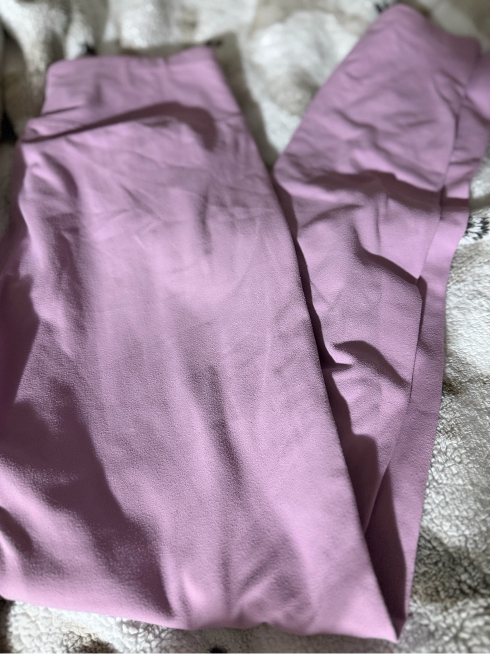 High-Rise Lavender Leggings — Comfortable Everyday Stretch